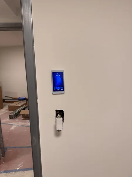 Lighting & smart-home controls — photo 005