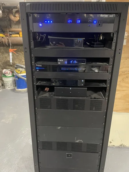 Networks & equipment racks — photo 117
